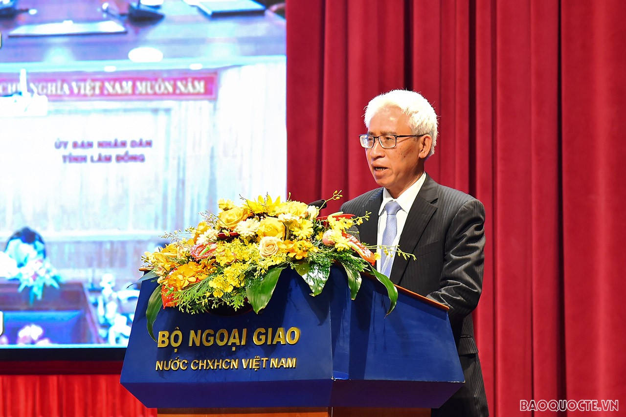 Cooperation against COVID-19 A new bright spot in Vietnam-China relations
